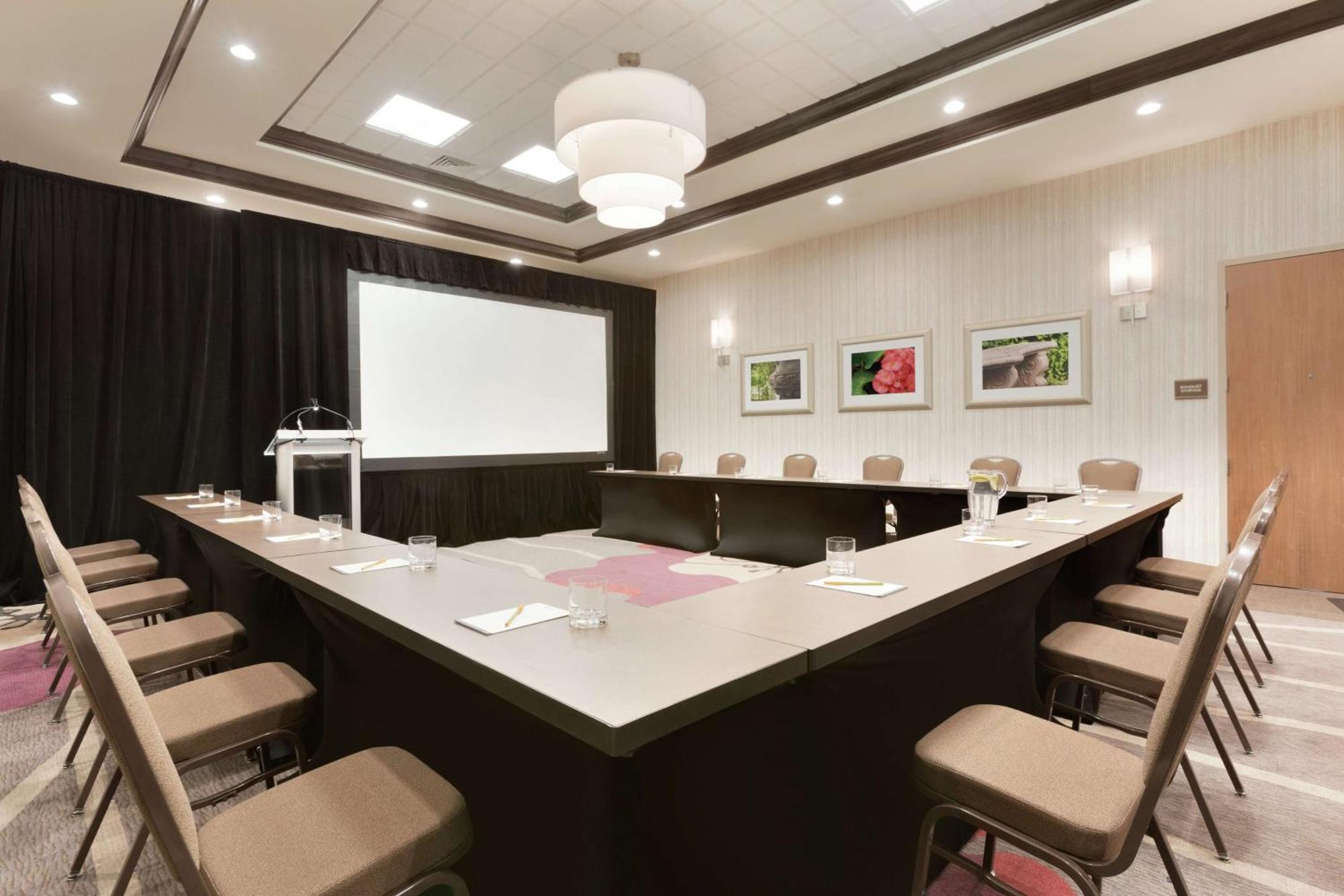 Hilton Garden Inn Pittsburgh Airport South-Robinson Mall Robinson Township Buitenkant foto