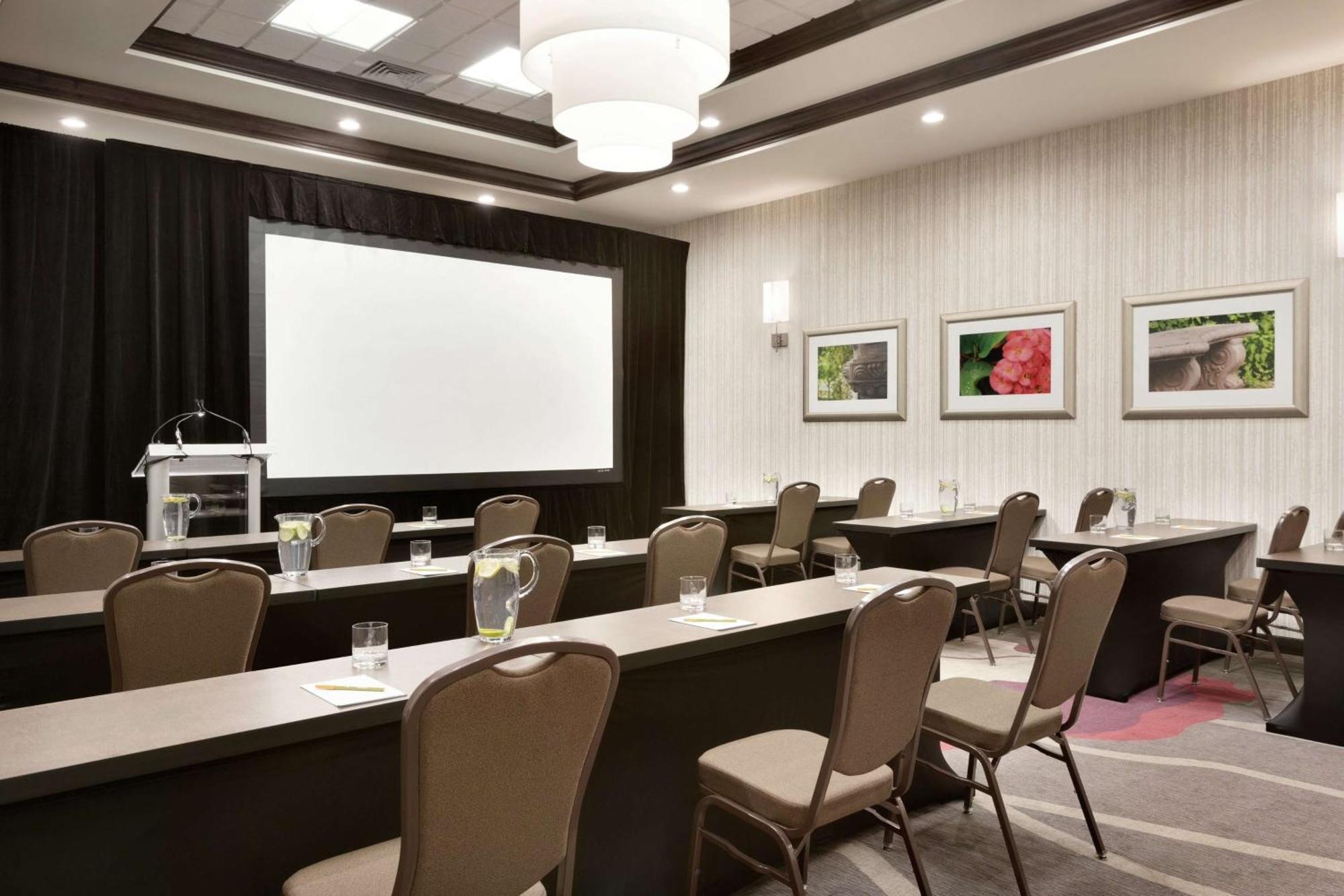 Hilton Garden Inn Pittsburgh Airport South-Robinson Mall Robinson Township Buitenkant foto